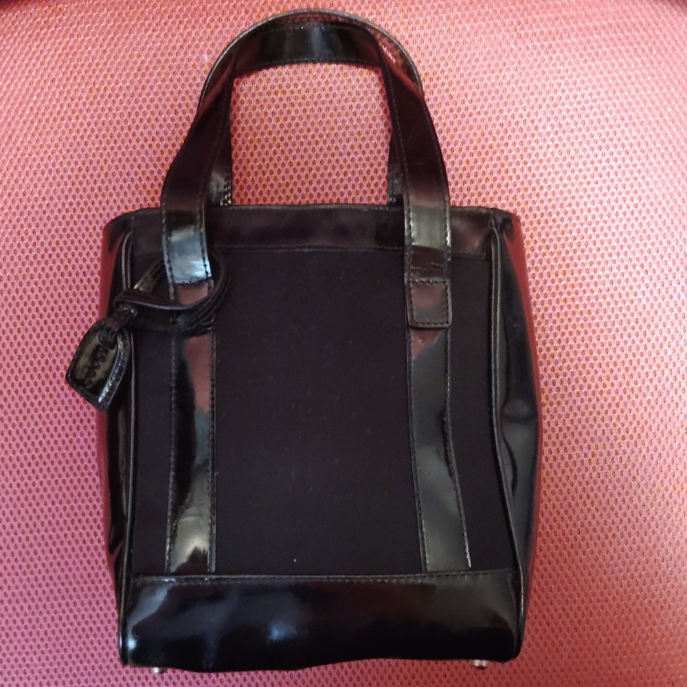 Buyers Choice - GUCCI Mini bag, Dust Bag, Compact Mirror, or Travel cases - Picture 7 of 15